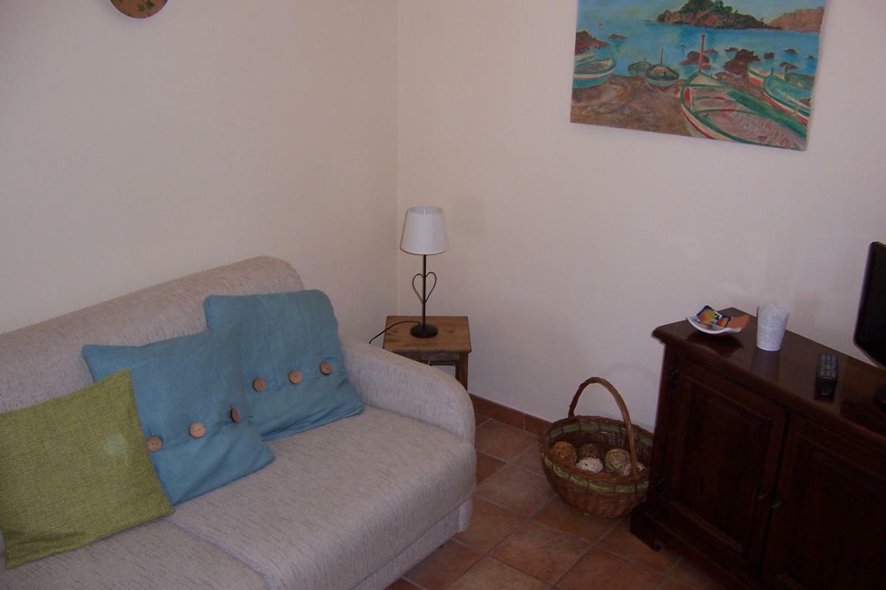 Mechome Apt Taormina Exterior photo